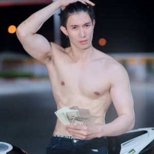 ปก-นภพล-021-Graceful