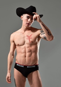 Cody-Silver-015-Delightful