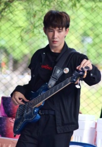 Sivakorn-Lertchuchot-030-Attractive