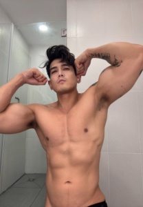 Joer-Reyes-017-Charming