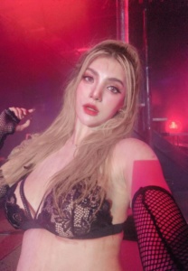 น้ำผึ้ง-ศรุตา-019-Radiant