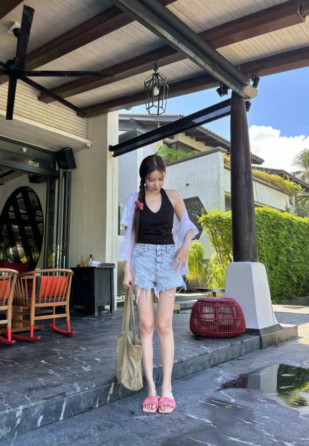 มุก วรนิษฐ์